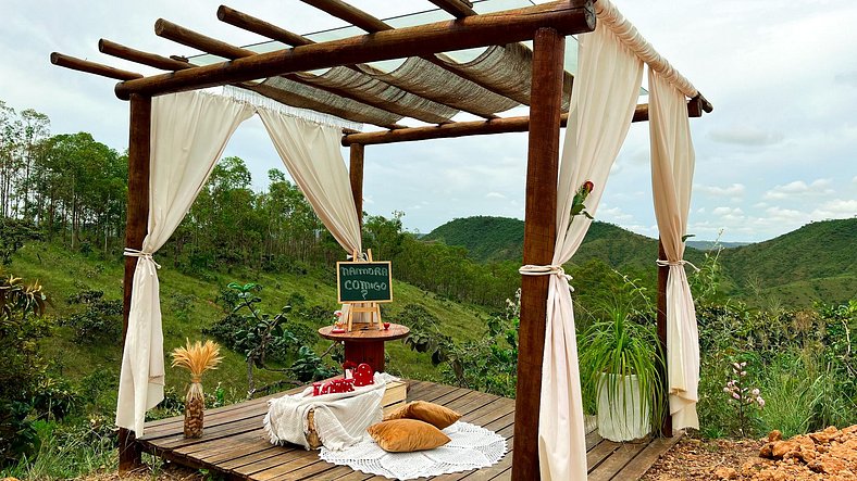 Cabana Valley: Romantic Getaway